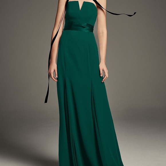 White by Vera Wang Dresses & Skirts - Vera Wang V-wire crepe dress